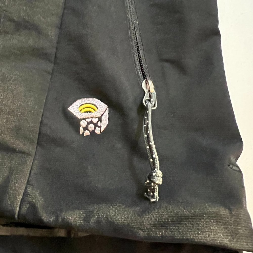 Mountain Hardwear Jacket - Picture 8 of 8